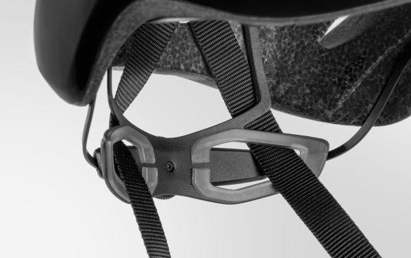 met-rivale-mips-road-cycling-helmet-retention-system